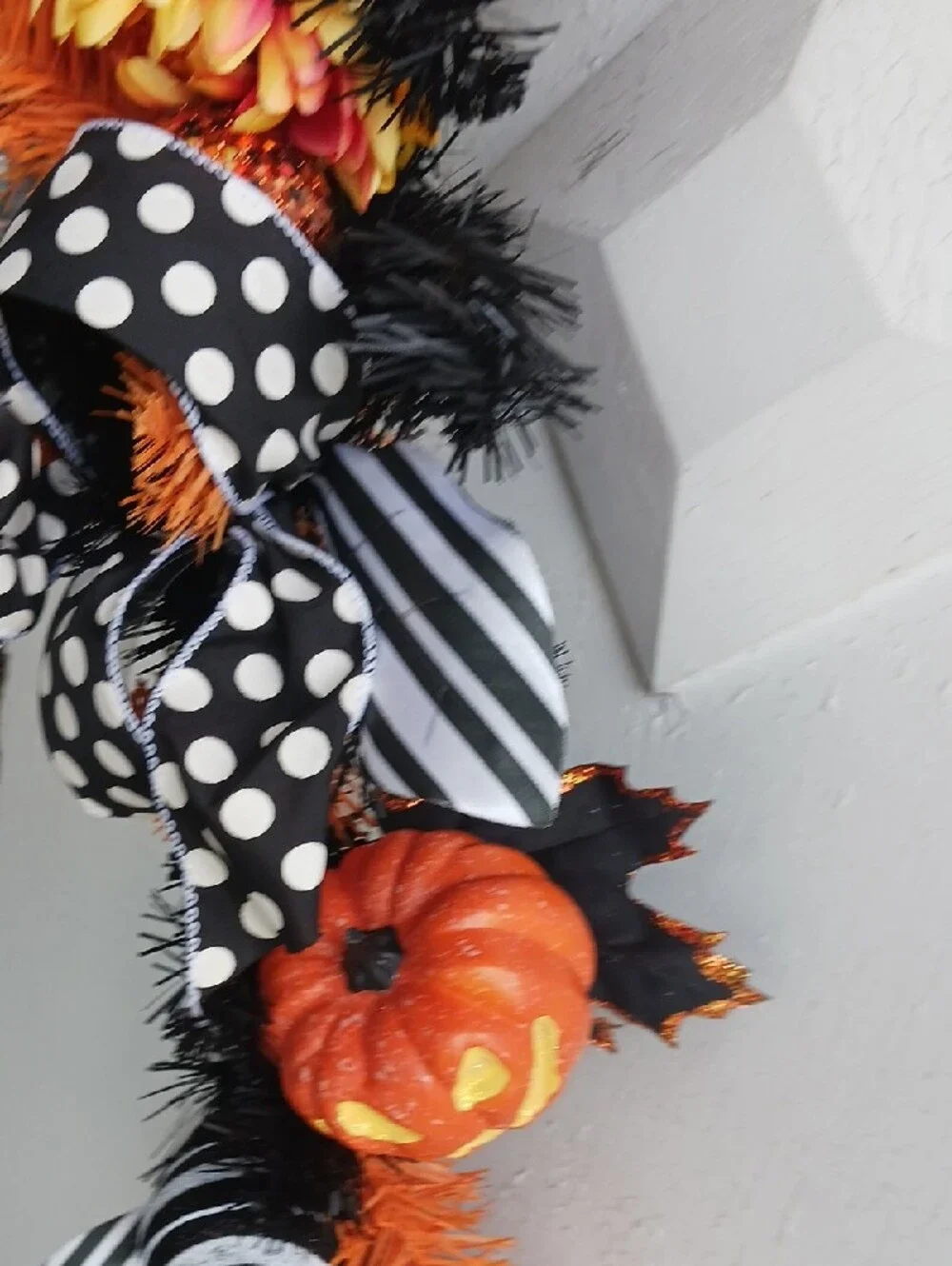 Stunning! Halloween Black and Orange Decorative Garland - Home Accents 🎃💐